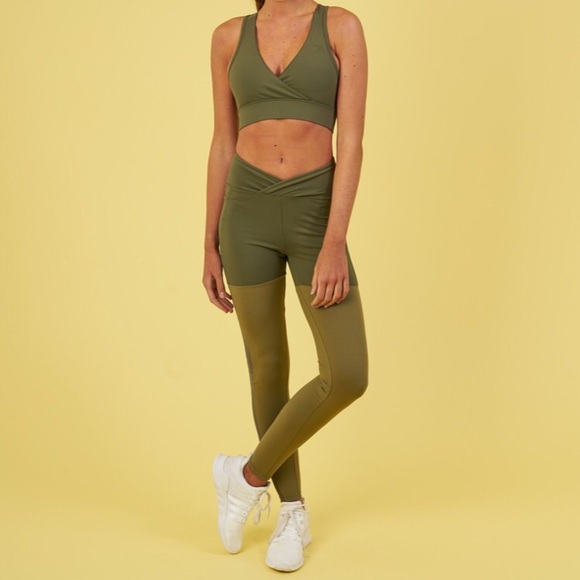 LOWEST PRICE! 🔥 Gymshark x Nikki B 2 Leggings - Picture 4 of 7